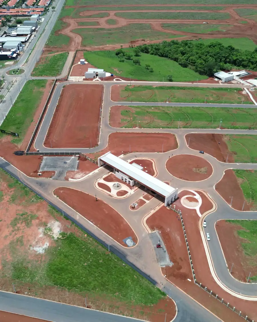 Portaria e clube do Vinhas Parque Évora, vizinho do Vinhas Galícia